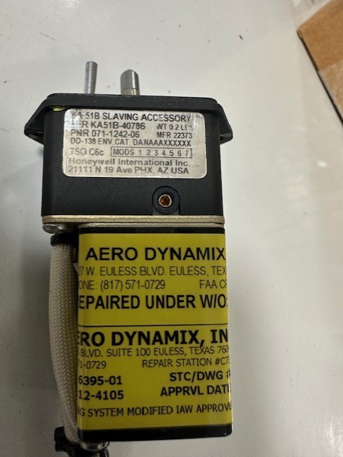 Bendix King KA-51B Slaving Accessory 071-1242-06 Removed from Eurocopter AS350B2
