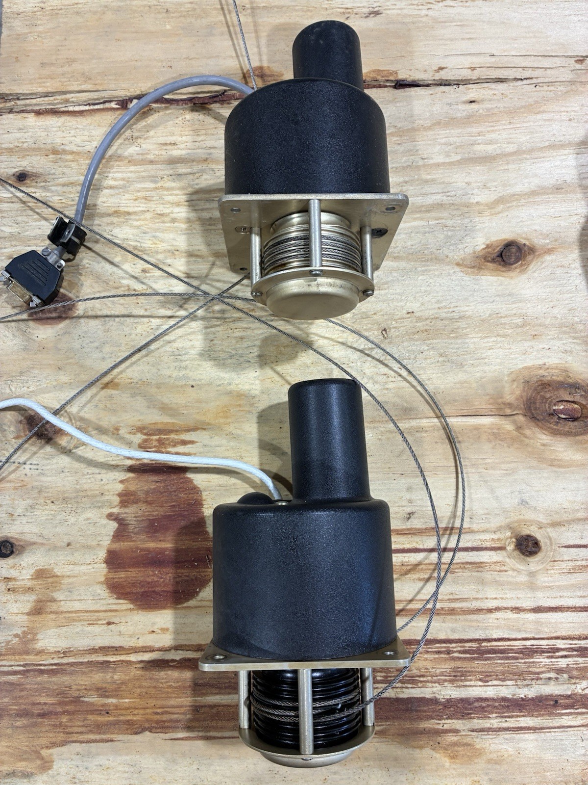 S-Tec Autopilot Servos