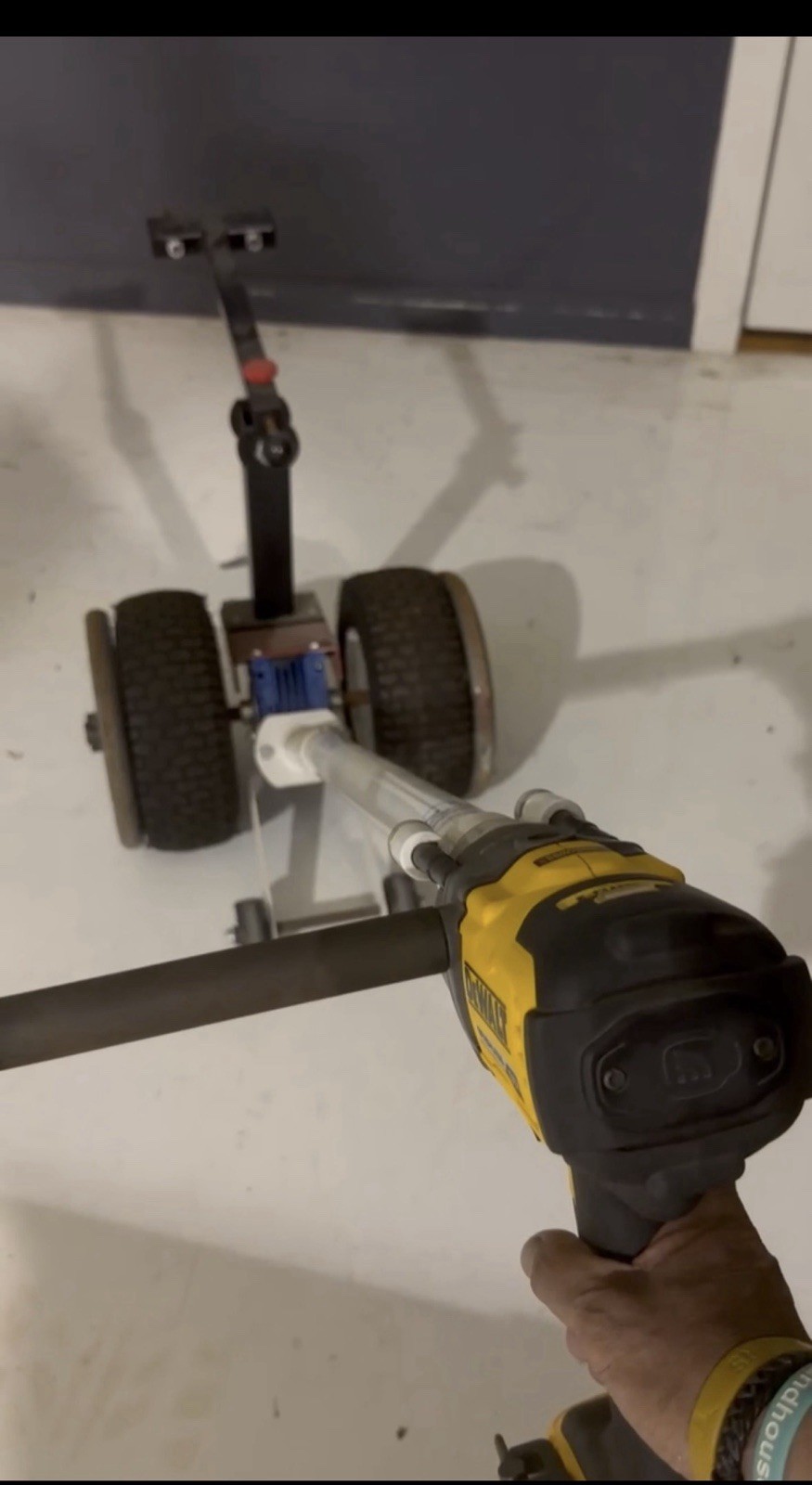 MiniMax Piper PA-28 PA-32 Aircraft Tug Tow Bar 60V DeWalt Drill Powered