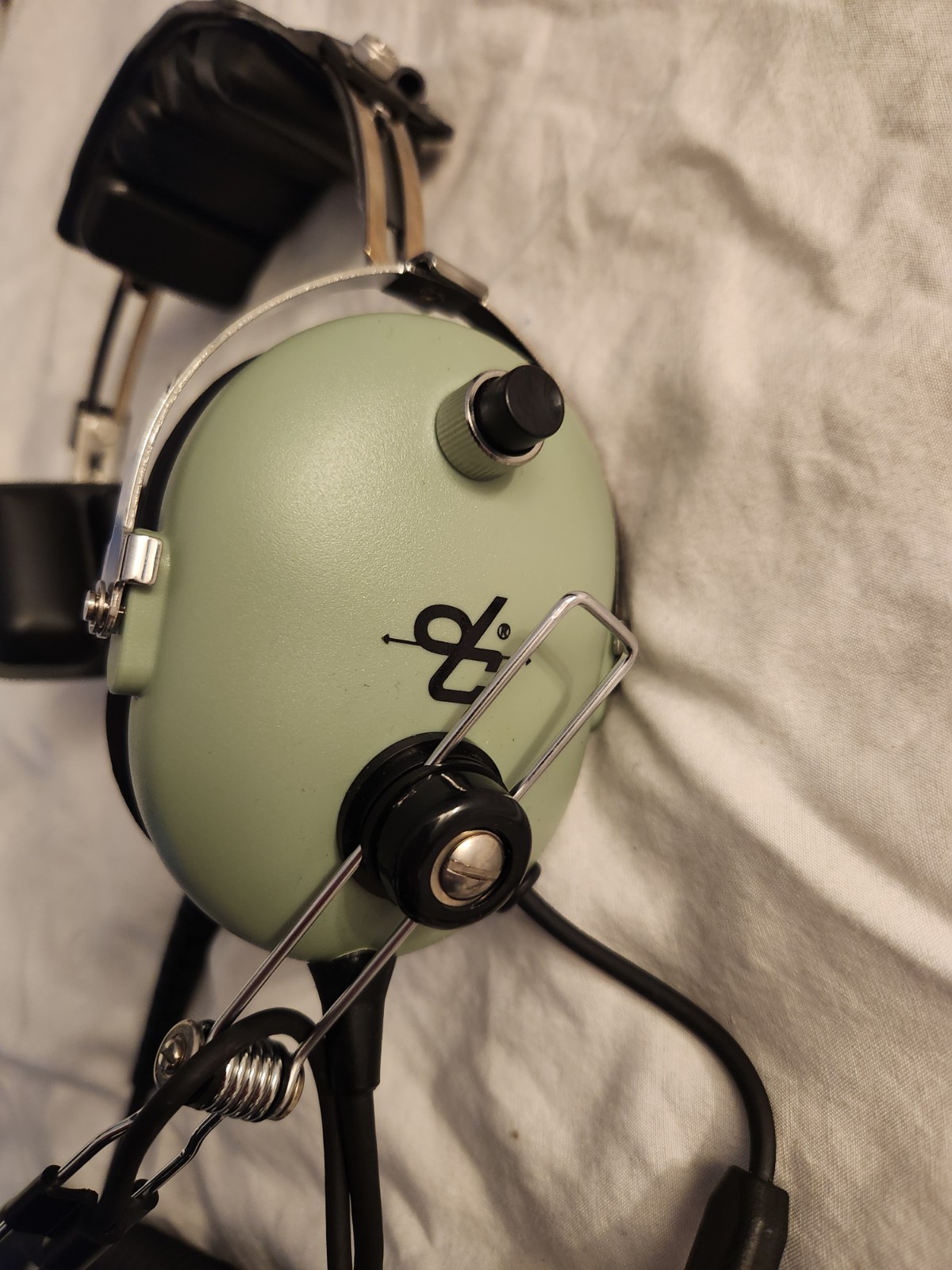 David Clark – H3392 Single Ear Aviation Headset w/ Microphone & PTT Switch