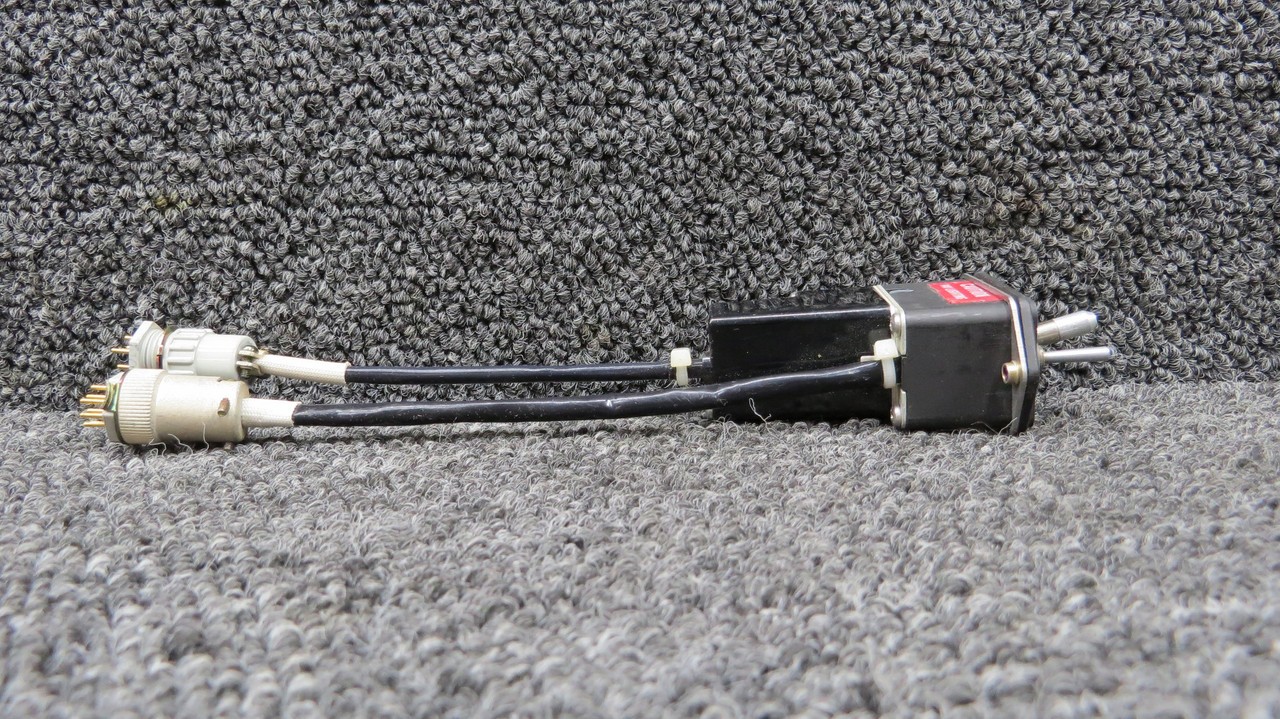 071-1242-05 Bendix King KA-51B Slaving Accessory Switch (Volts: 14)