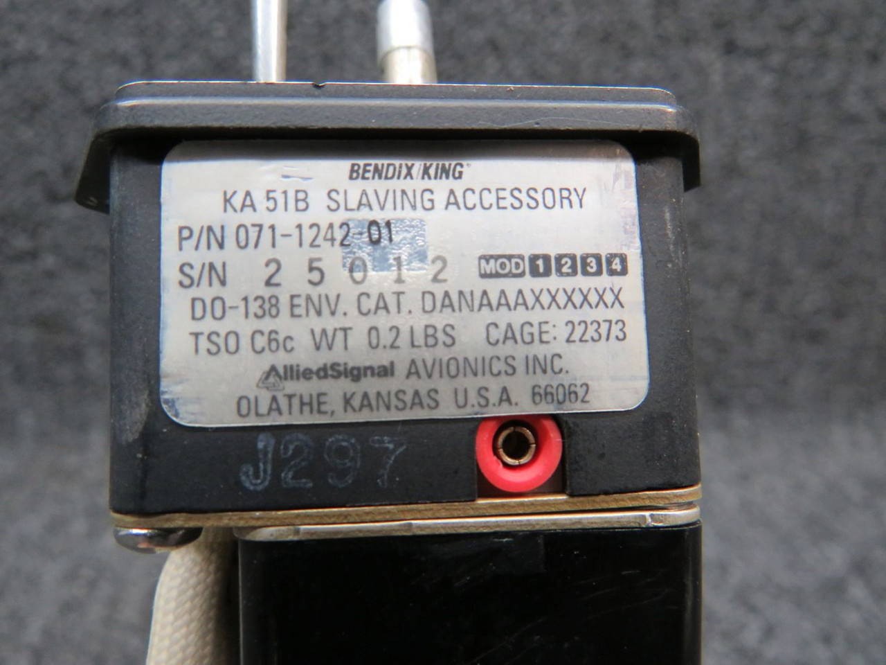 071-1242-01 Bendix King KA-51B Slaving Accessory (Volts: 28) (Broken Mount Hole)