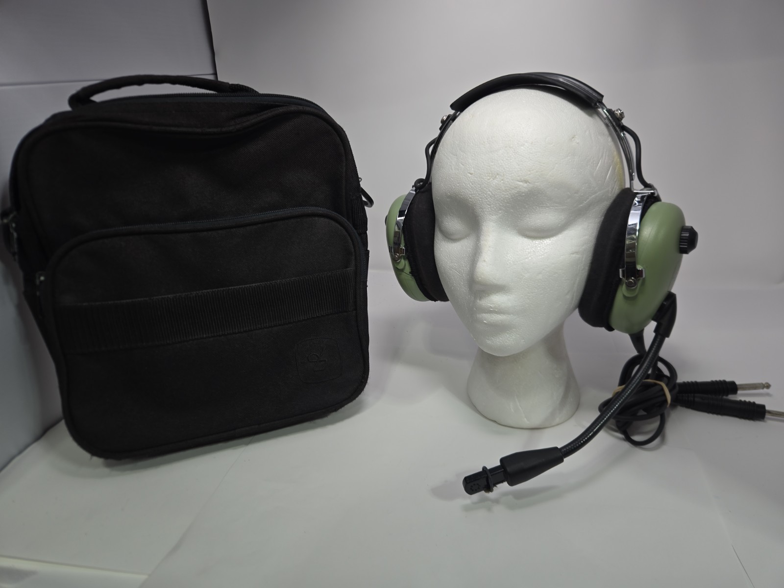 David Clark H10-13S Aviation Headset W/ Case Untested Great Condition