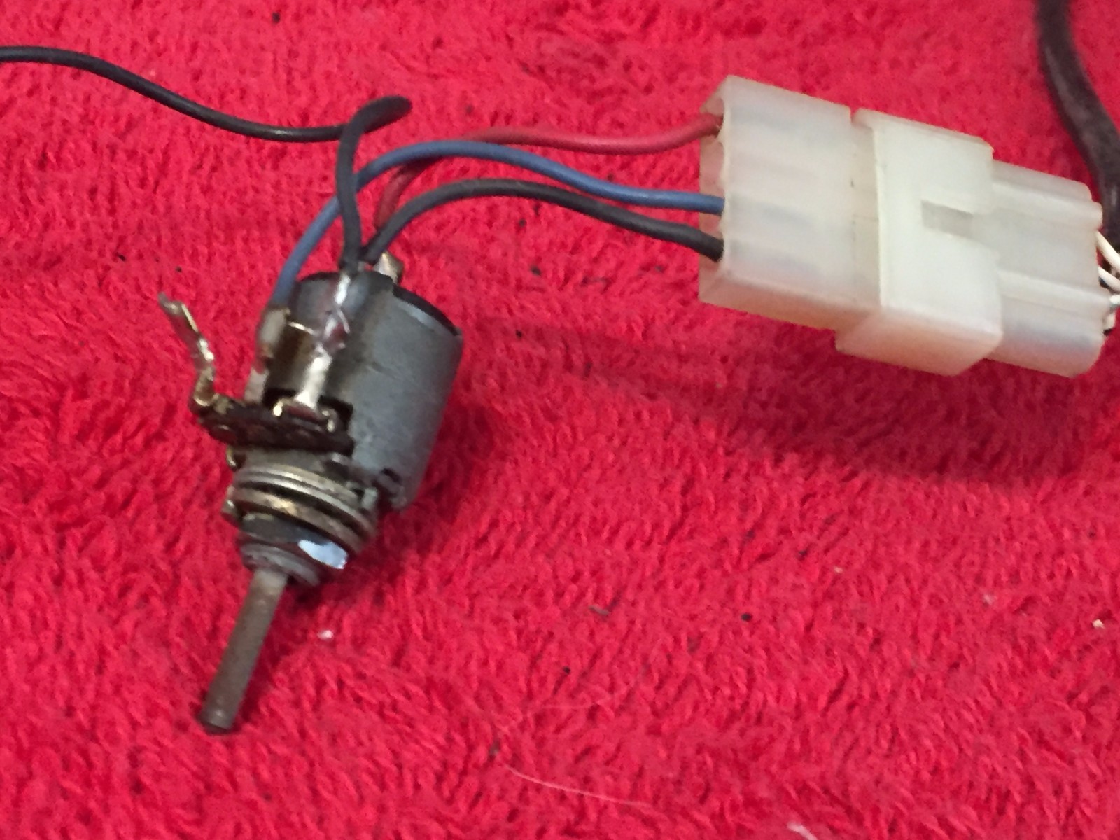 GENAVE DELTA 303 MARKER BEACON RECEIVER WITH CONNECTOR