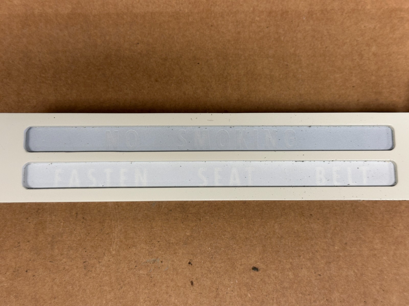 Beech Passenger Warning Light P/N 50-384070 NEW 8130 SA Grimes P/N 10-0158-1