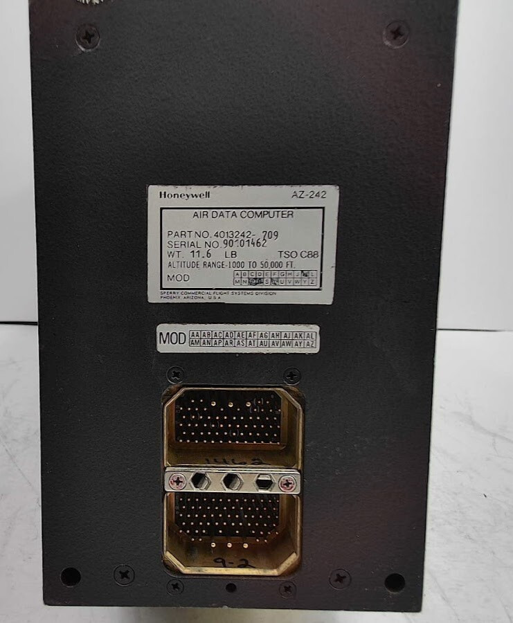Computer – Air Data AZ-242 Honeywell 4013242-709
