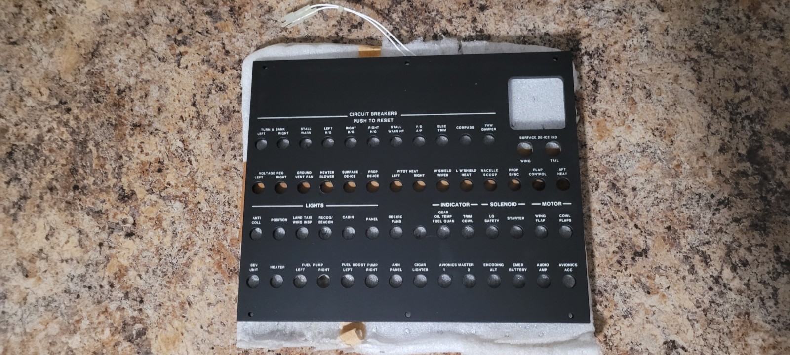 New Piper Aircraft Illuminated Circuit Breaker Panel PN# 71087-2 / 583-229