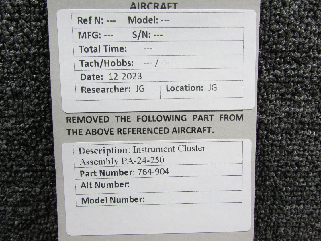 764-904 Piper PA24-250 Instrument Cluster Assembly