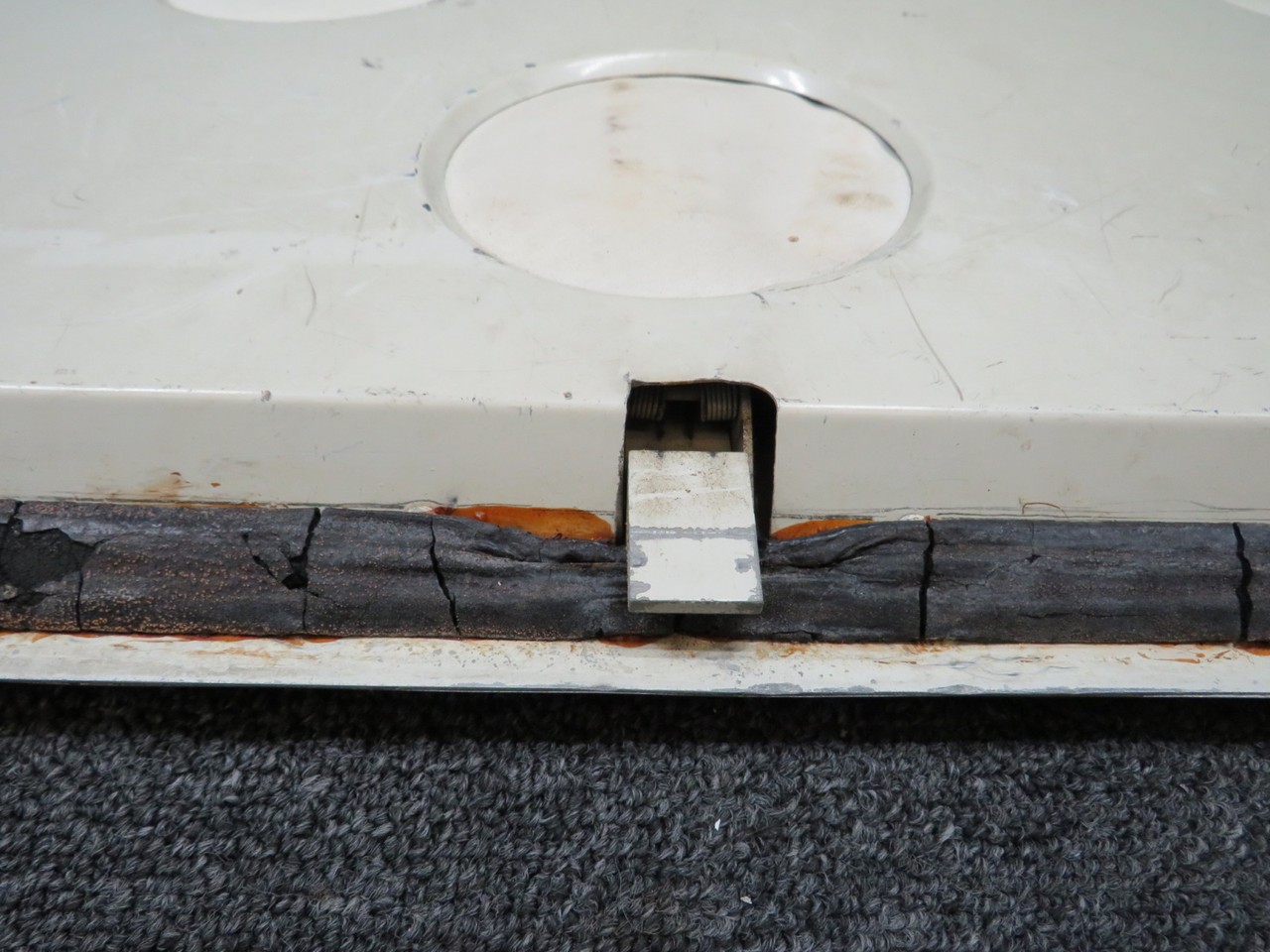 66793-010 Piper PA28-180 Baggage Door Assembly (Striped)