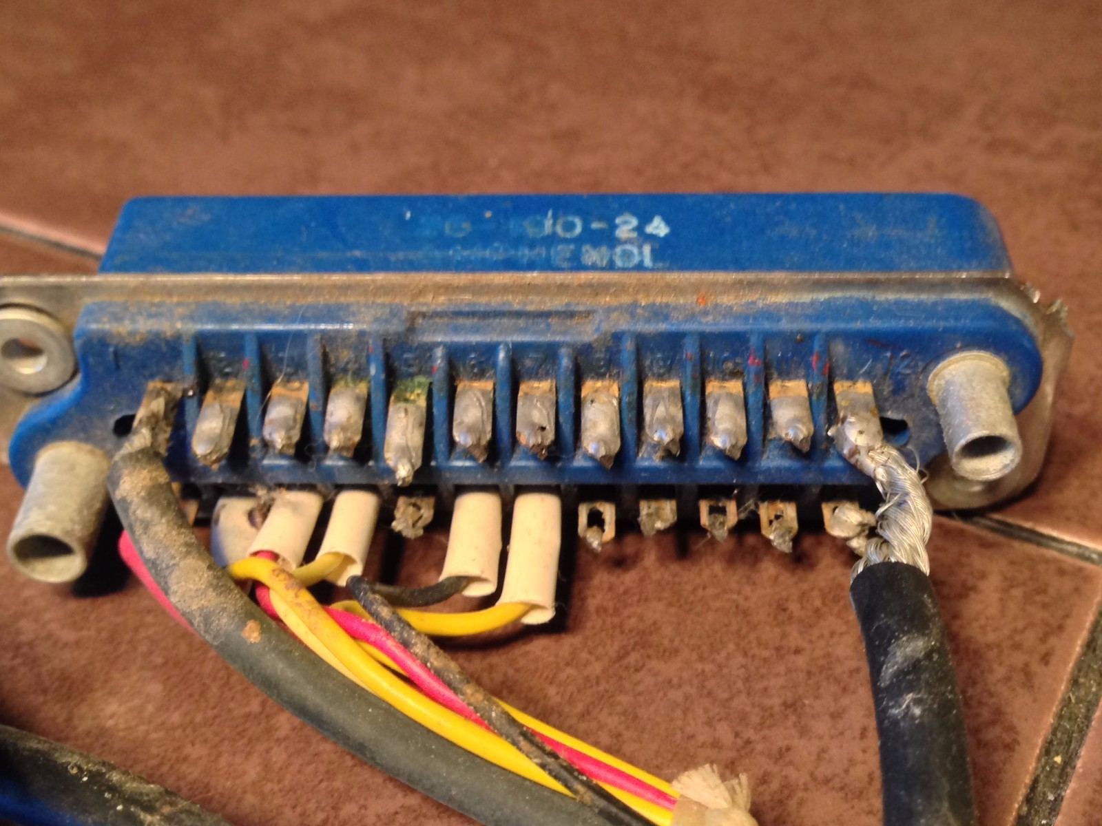 Genave GA-1000 Connector with Wires