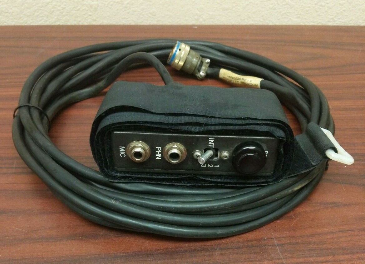 GENERAL ATOMICS UXP95034 MISSION COMMANDER INTERFACE CABLE W295-P1