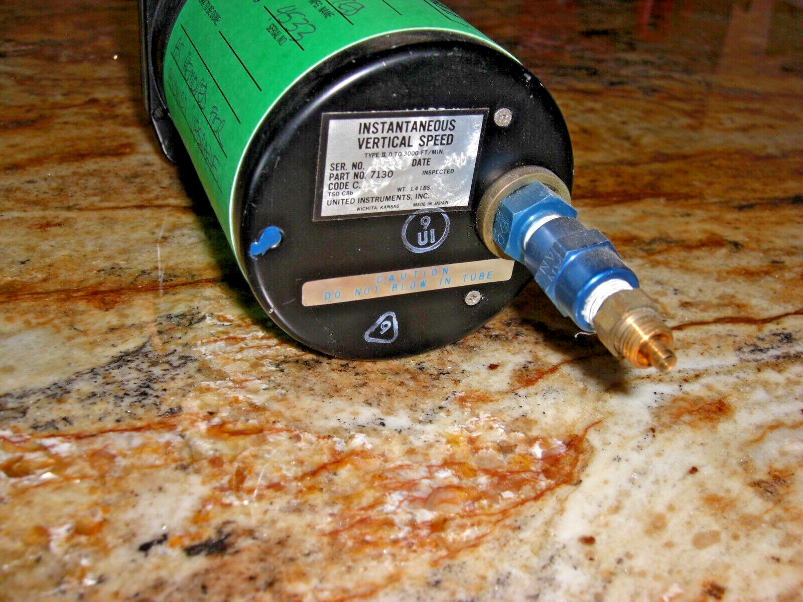 UNITED INST/ BEECHCRAFT 7130 INSTANTANEOUS VERTICAL SPEED INDICATOR PN 7130