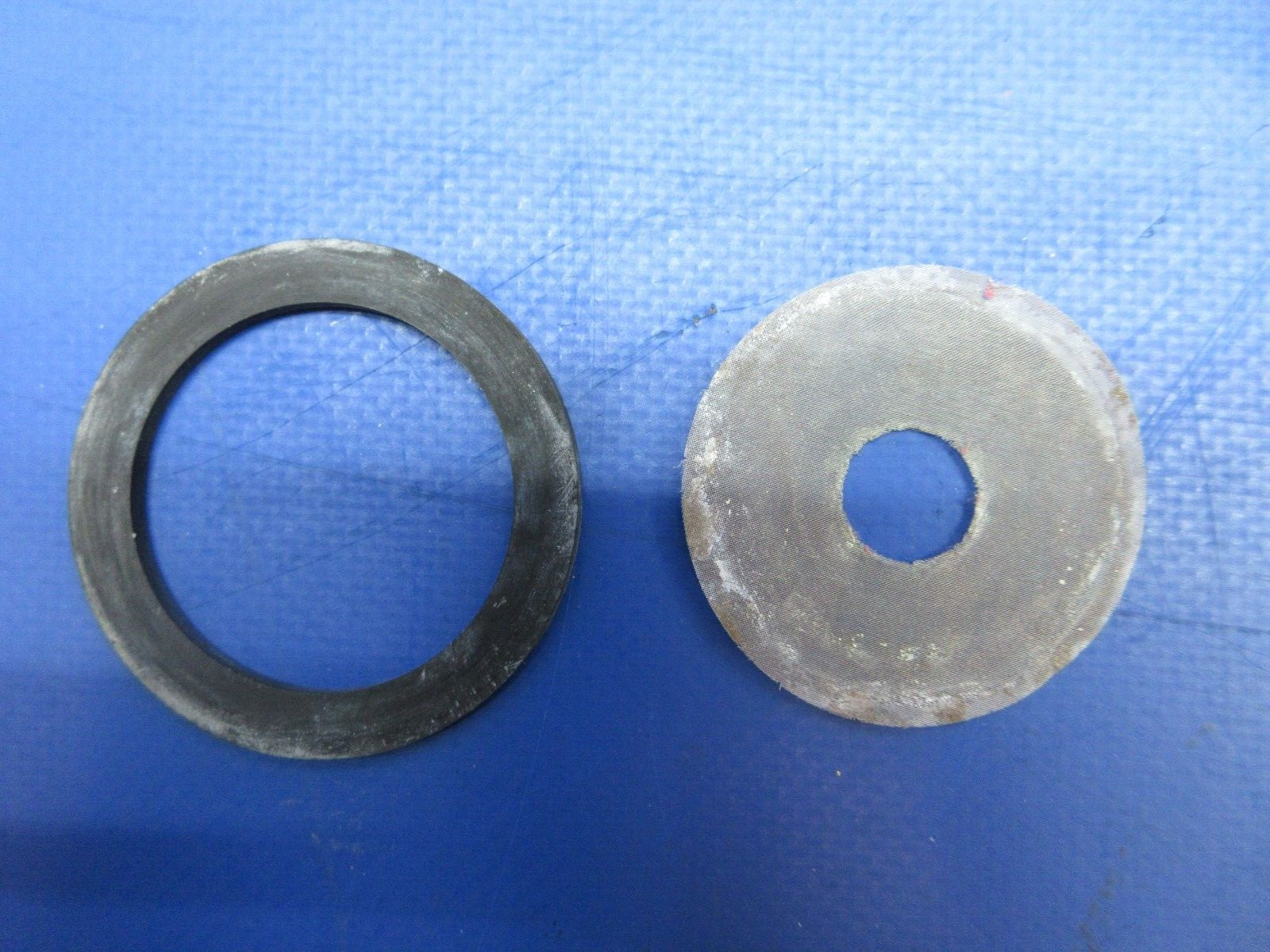 Piper PA-28-236 Dakota Fuel Gascolator Assy P/N 35715-03 (0623-242)