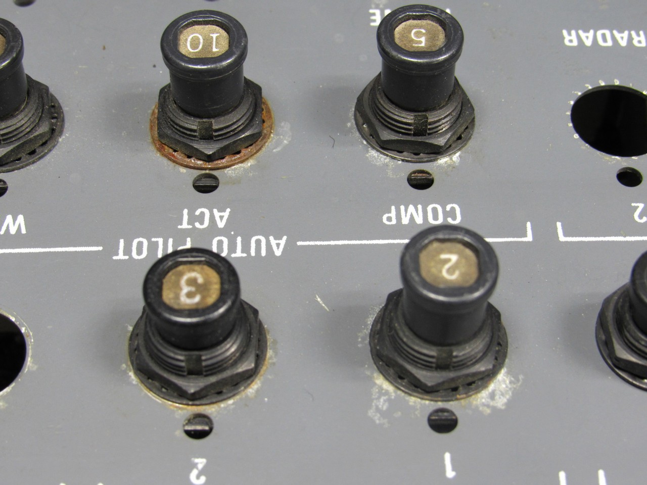 5818121-32 Cessna 421C Circuit Breaker Panel Assembly with Breakers