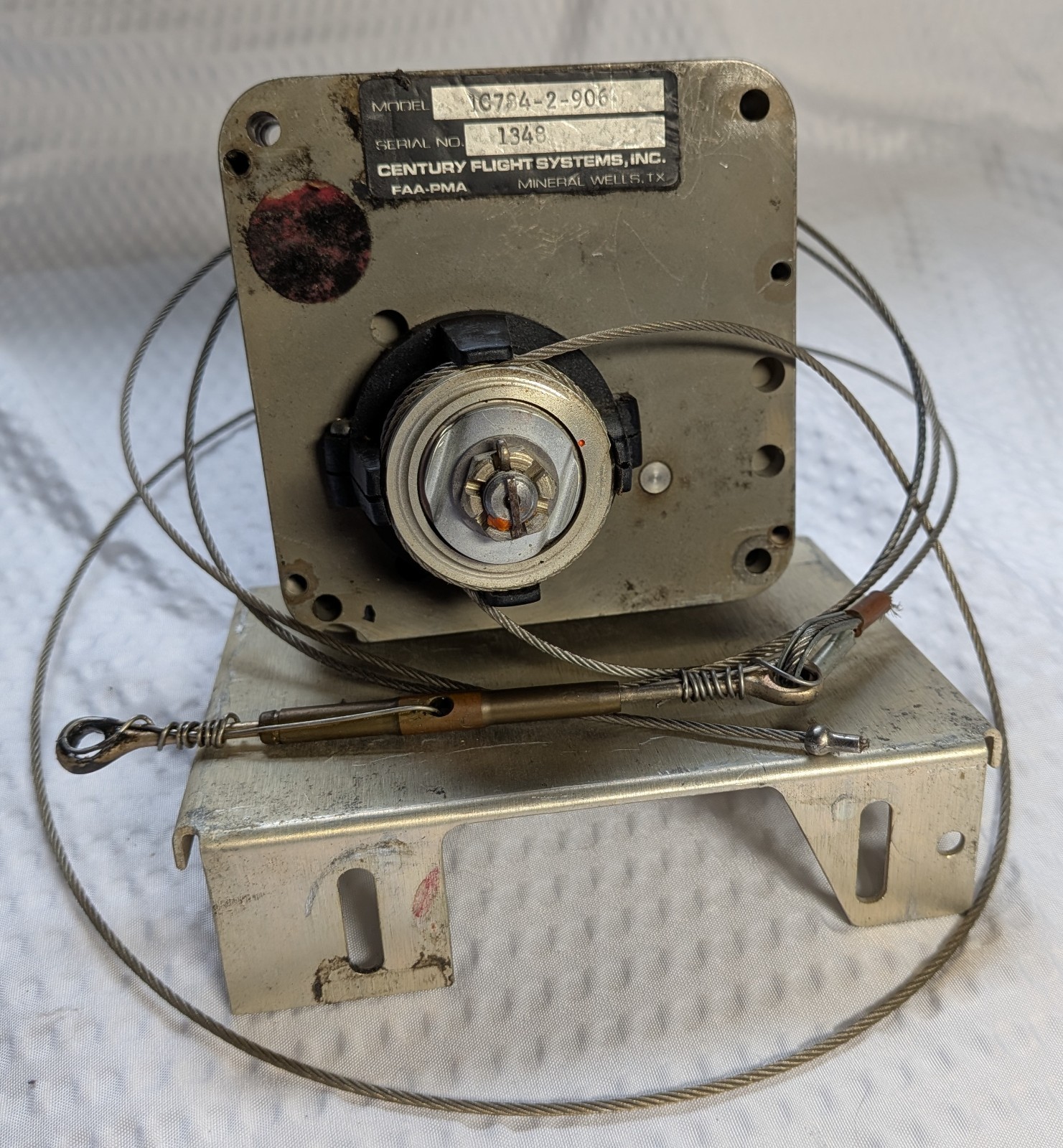 1C784-2-906 Century Servo with Bracket – GREEN TAG