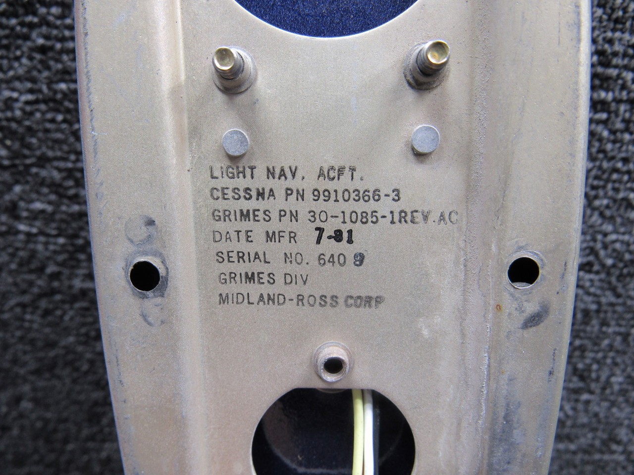 30-1085-1 (Alt: 9910366-3) Grimes LED Navigation Light Assembly w Rev (27.5V)