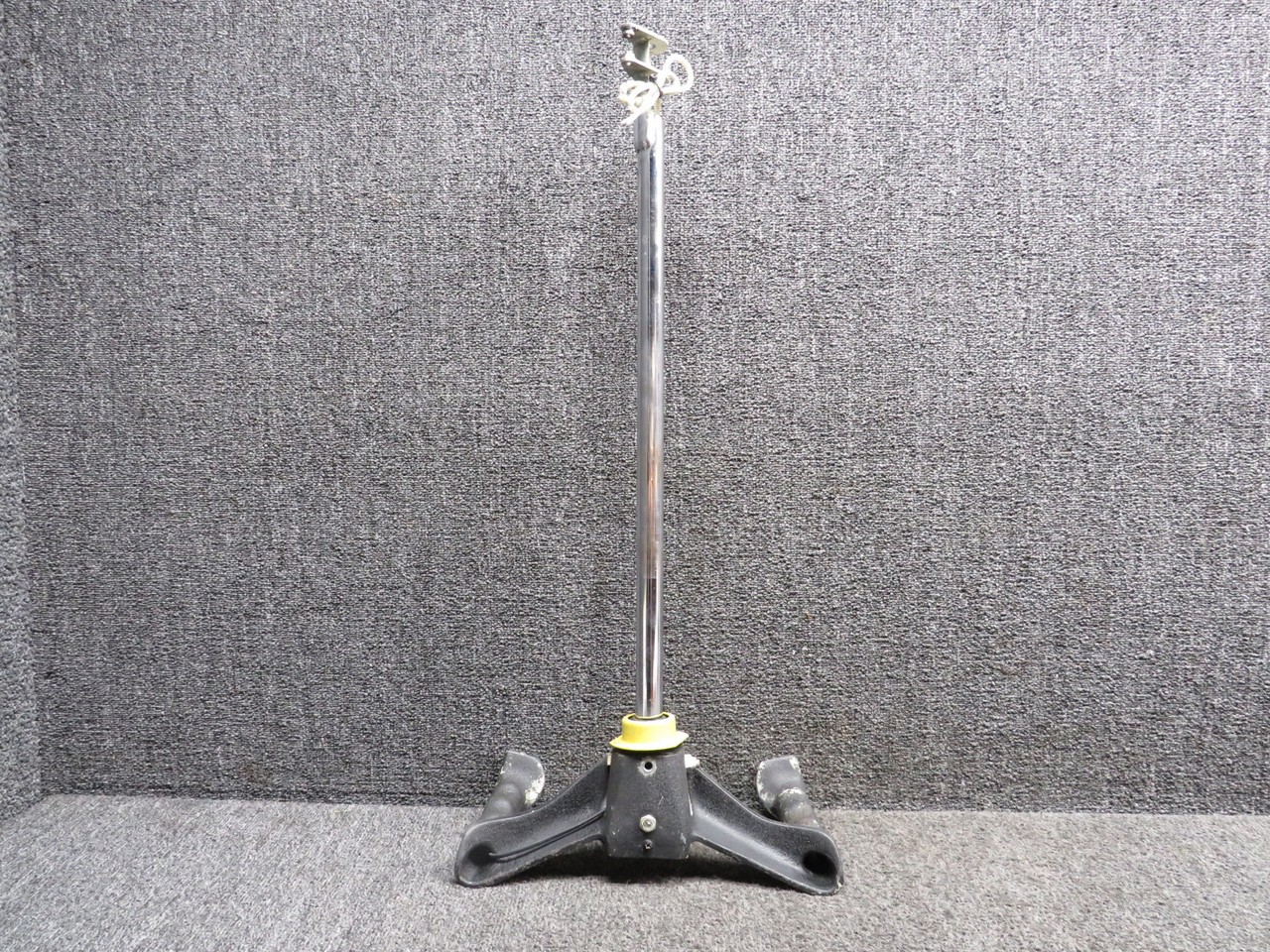 917024-504 Mooney M20K Co-Pilot Control Wheel with Tube, Switches & Map Light