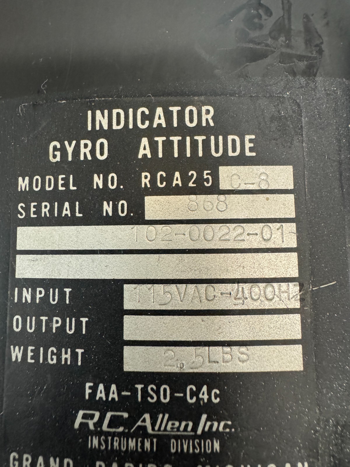RC Allen Attitude Gyro Indicator Model RCA25C-8 115 Volt AC 400cycle