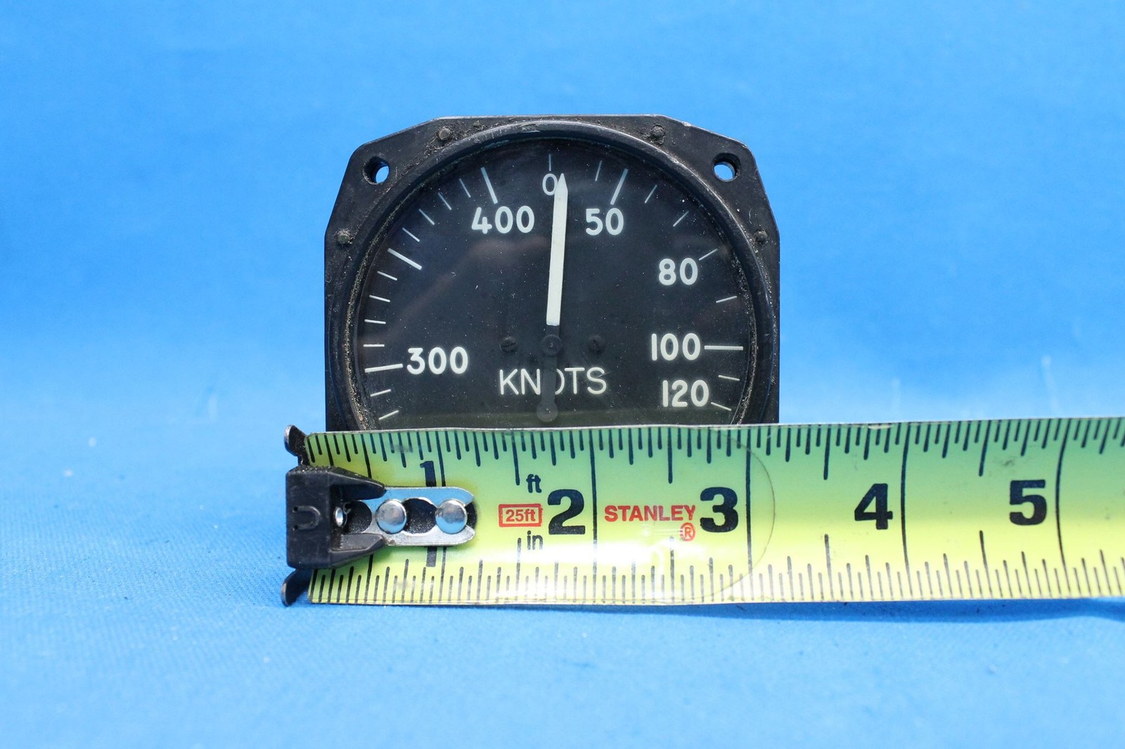 U.S Gauge Airspeed Indicator AW-2-3/4-16-BYF12 P/N: MS28046W1 (23530)