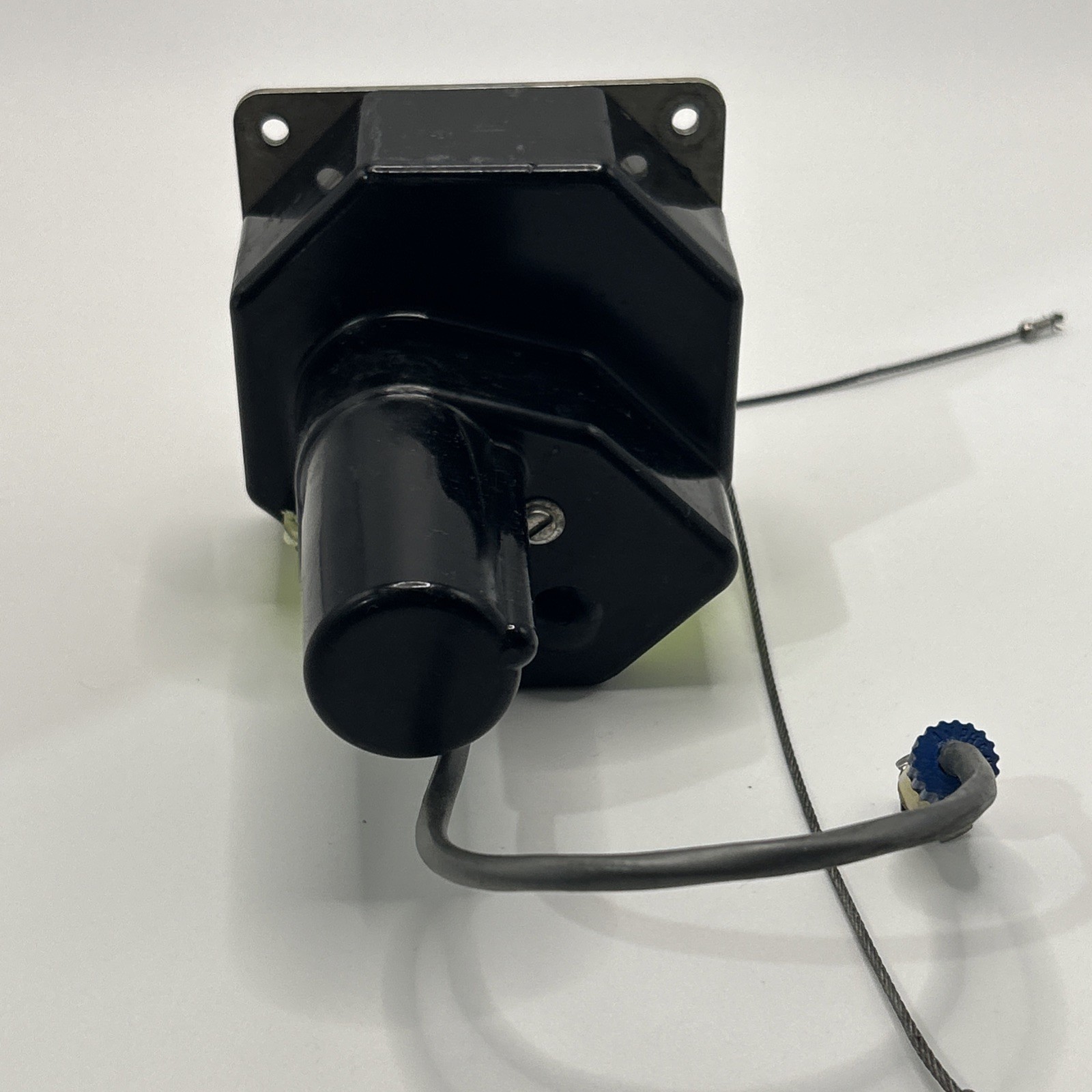 EDO-AIRE Century Autopilot Roll Servo PN: 1C363-1-269R