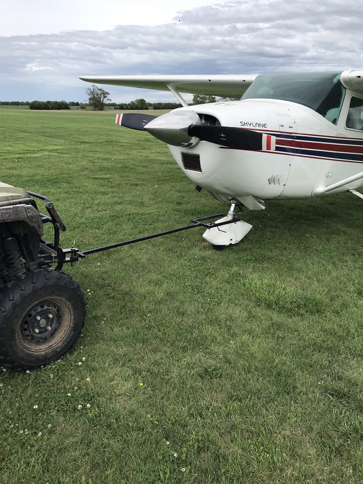 Tow bar for Cessna 150-182