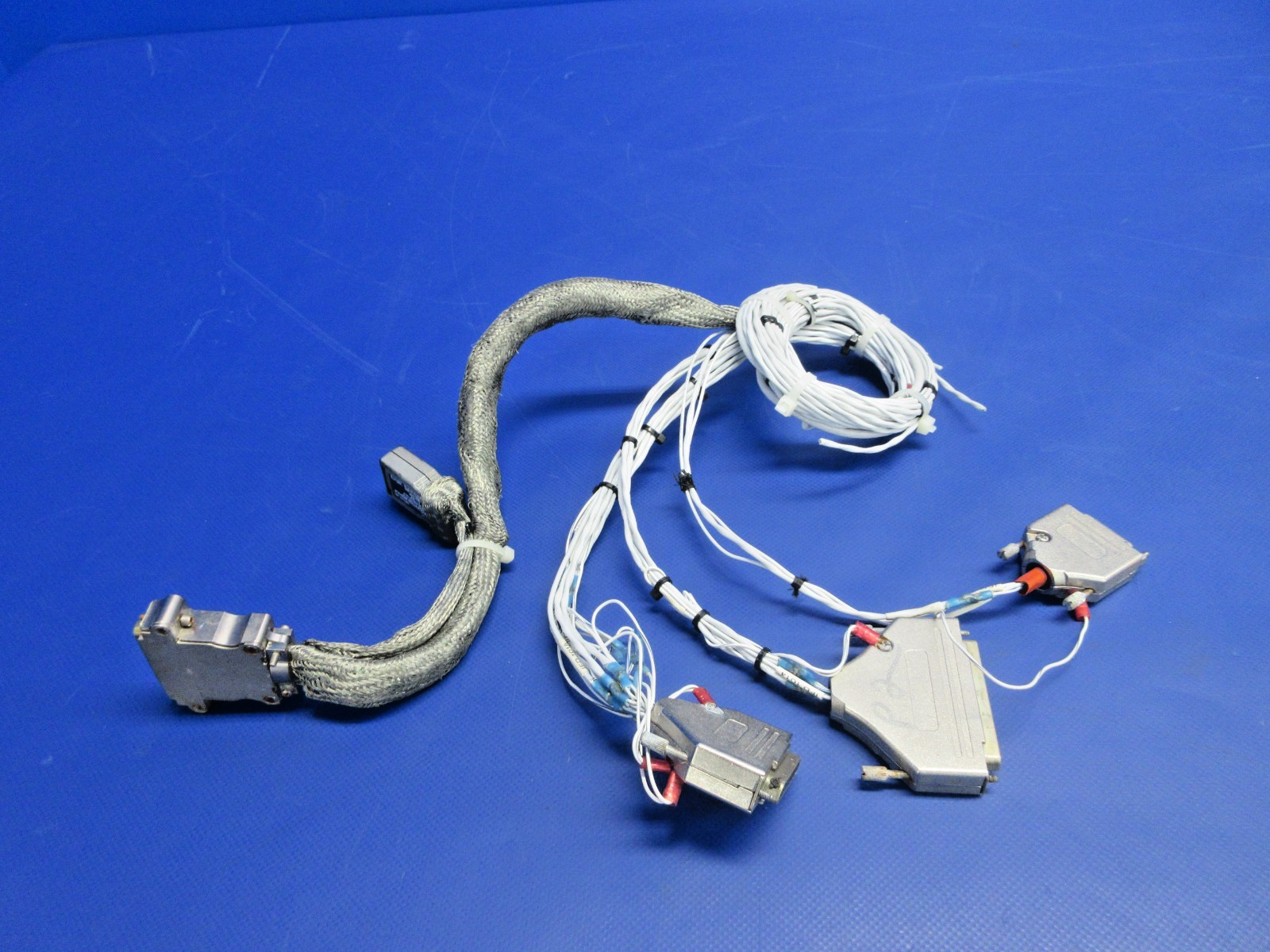 Aspen EFD Connector Harness Configuration Model P/N 910-00005-004 (0626-820)