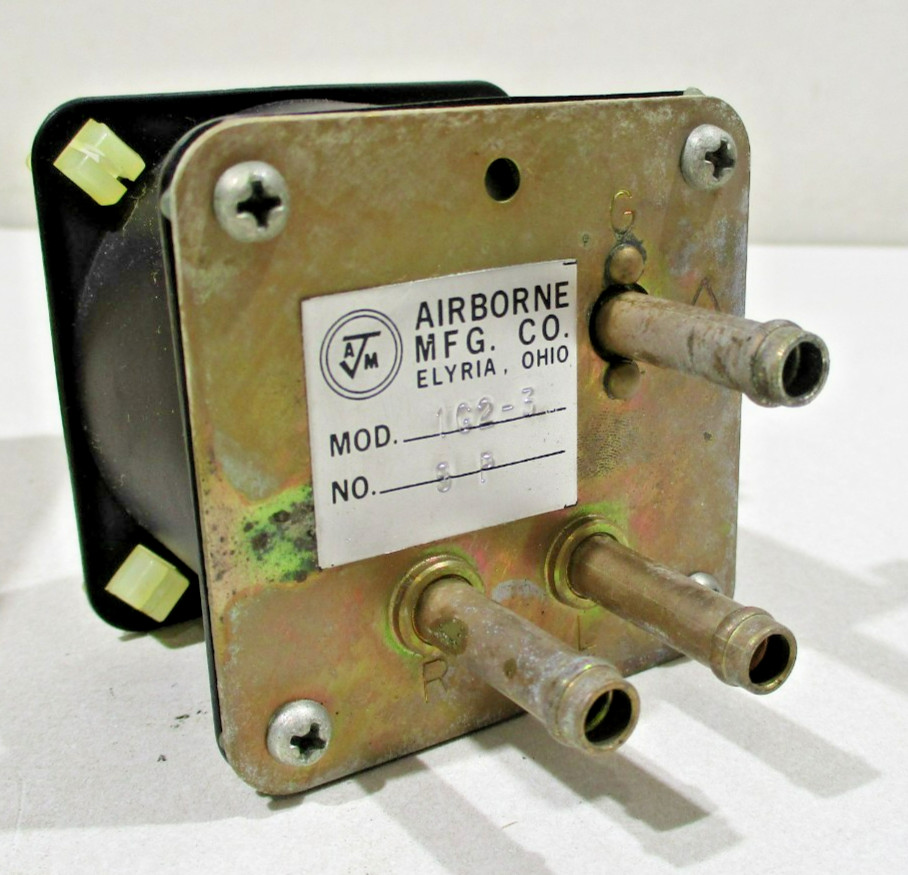 Airborne Mfg. Co. Gyro Suction Indicator Gauge Cessna Aviation S-1435N2 1G2-3