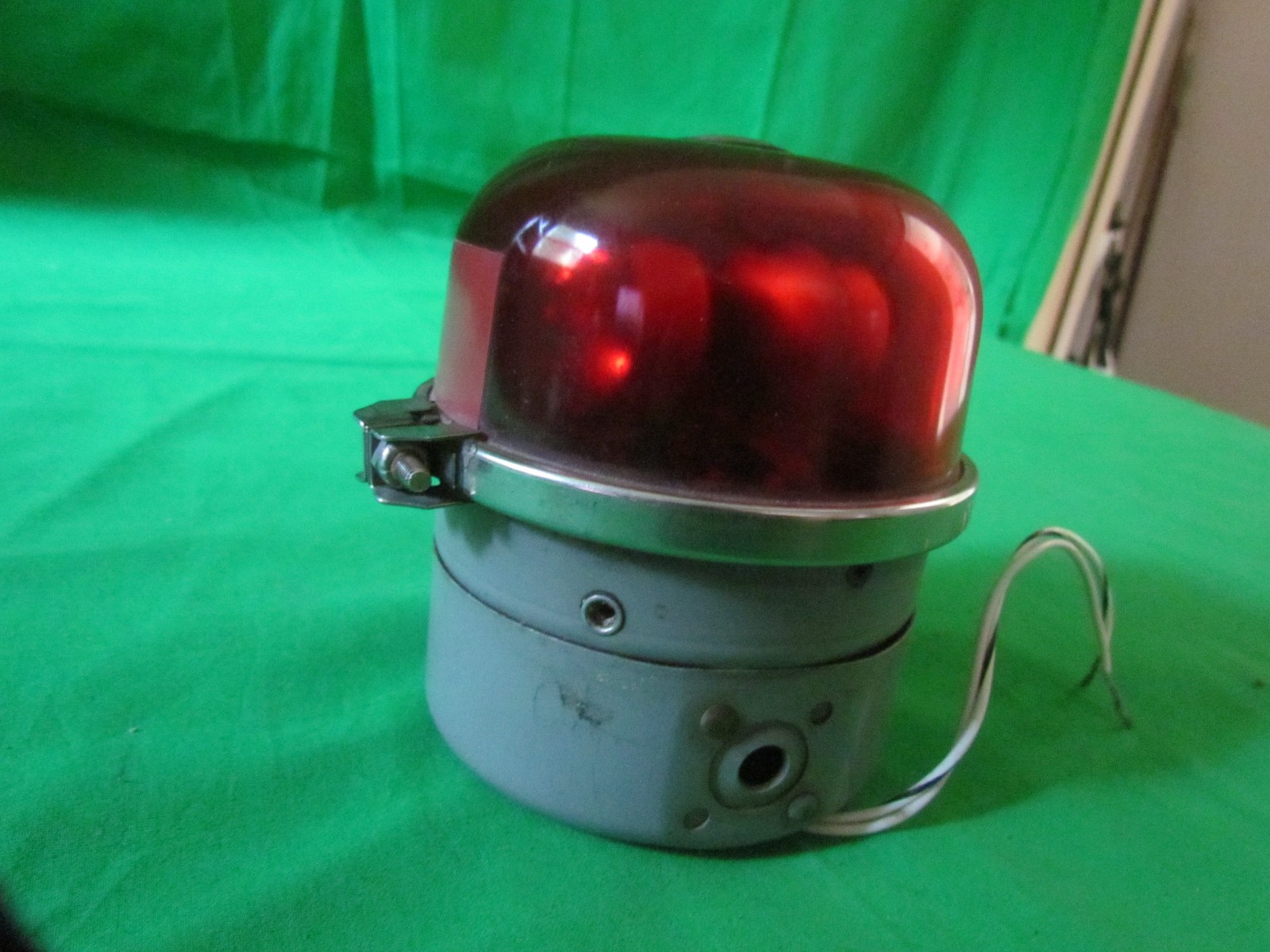Grimes G-7740A-9-24 Rotating Beacon Strobe Light Assembly 28V Aircraft Nice