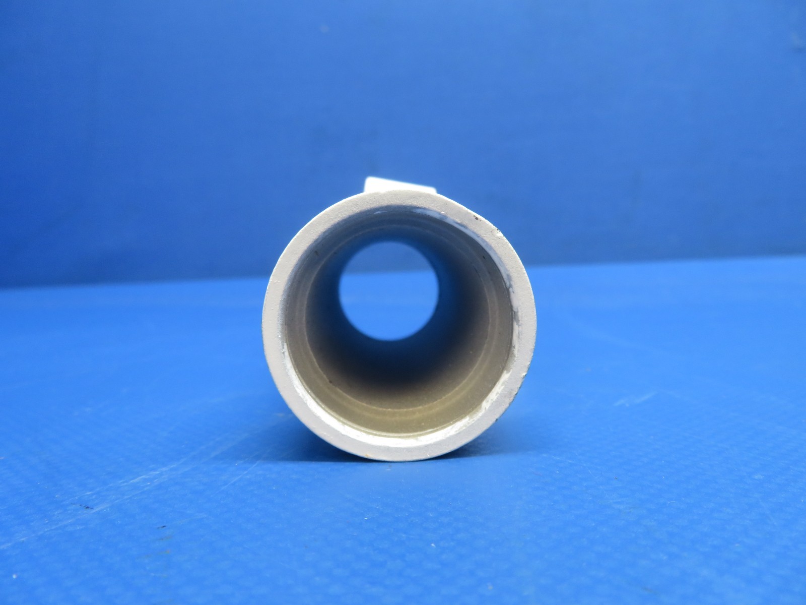 Cessna 310 Shimmy Dampener Housing w/ Repair Kit 0842410-1 PAINTED (0825-1720)
