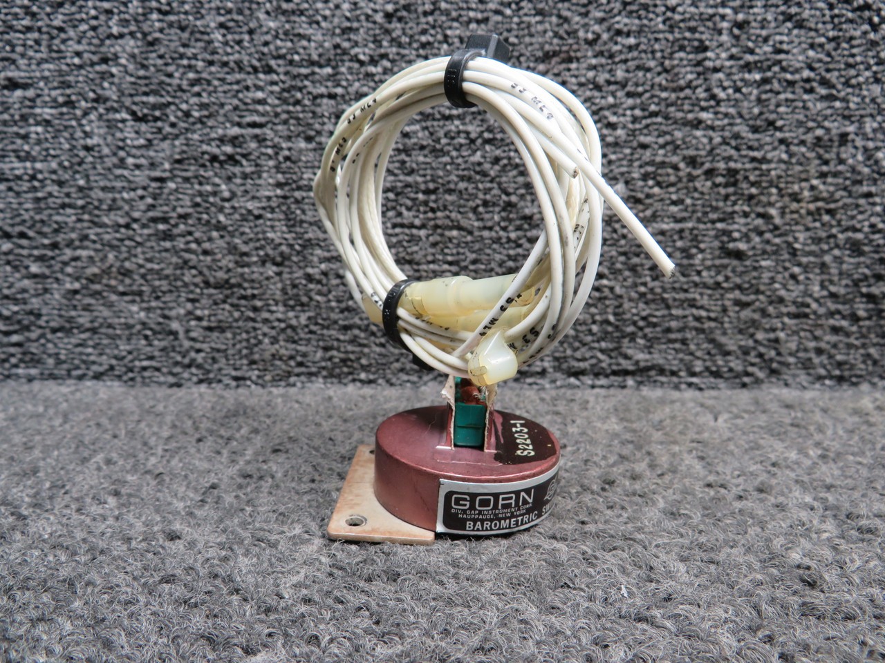 S2203-1 Consolidated GB300NA127 GORN Barometric Switch