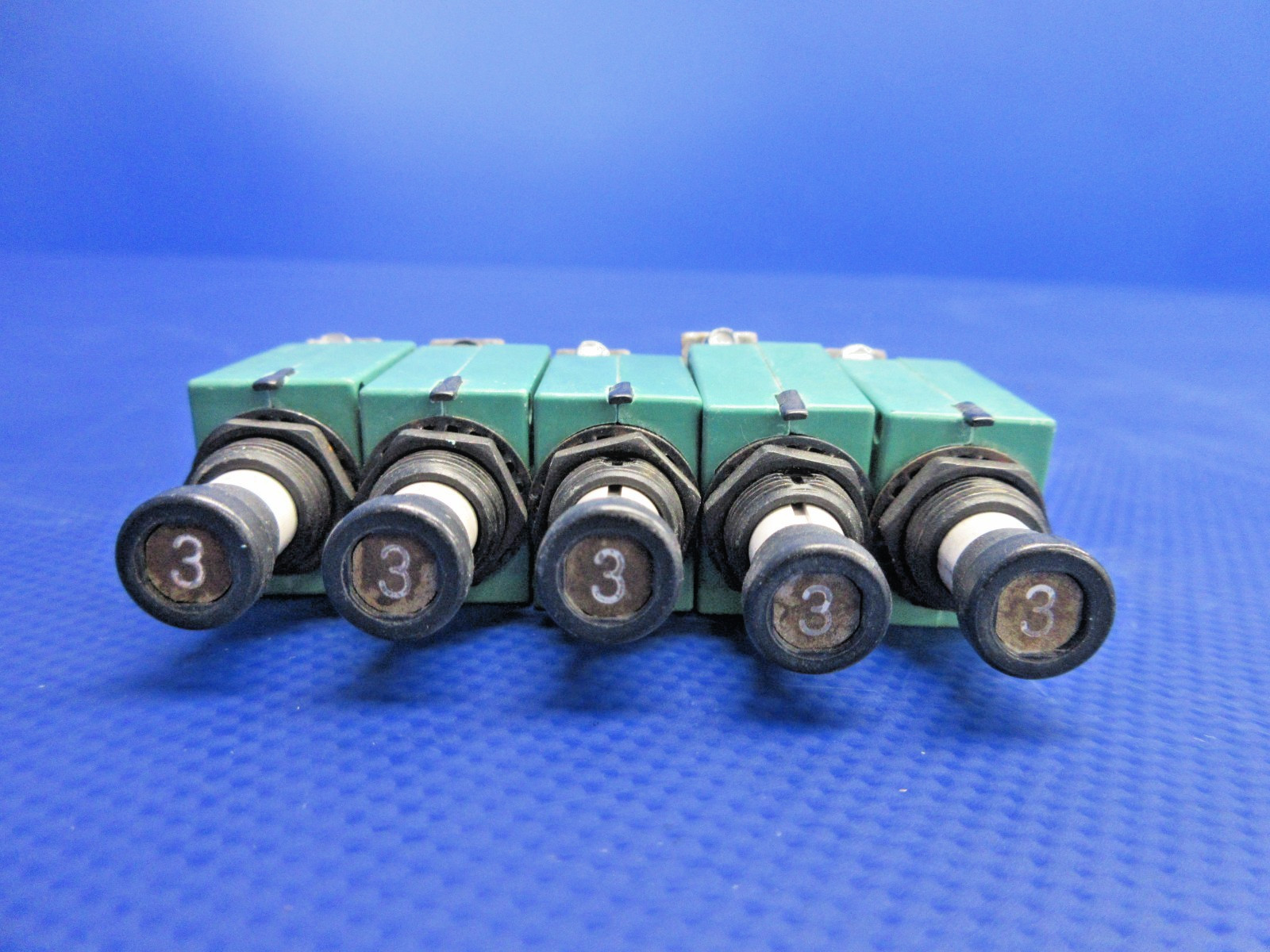 Diamond DA-40 Klixon Circuit Breaker LOT P/N MS26574-5 (0626-839)