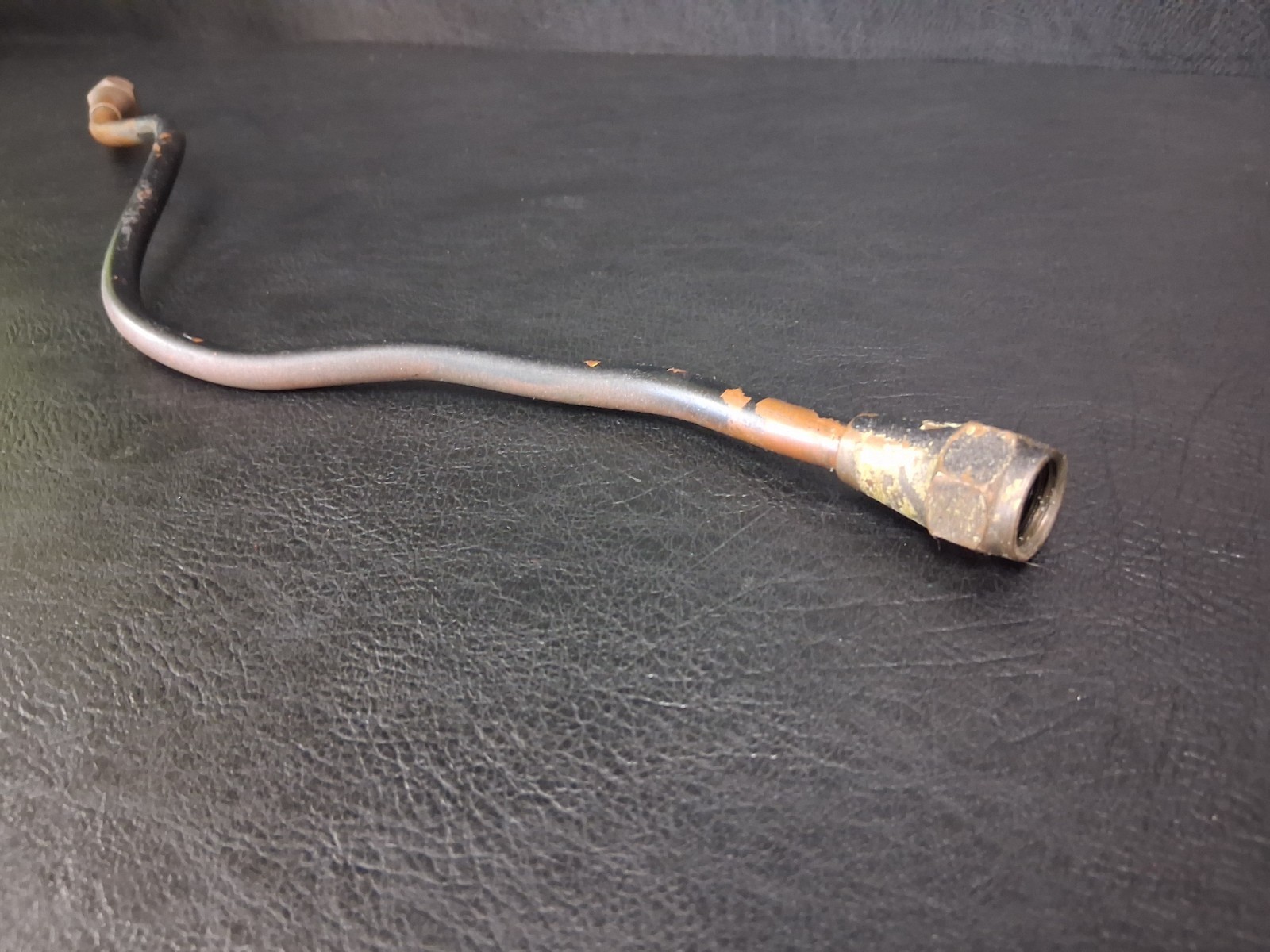 Piper J5A Fuel line – Bottom of header tank PN: 00064-56