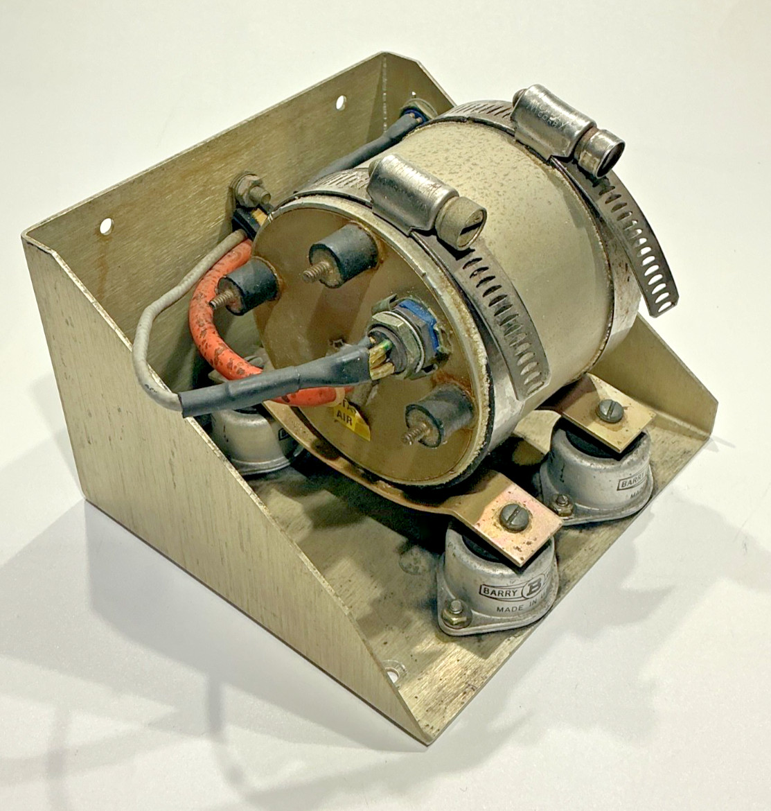 P/N: 1C535 Century Flight Autopilot Hold with Edo-Aire 1C725 Mount (12-VOLT)