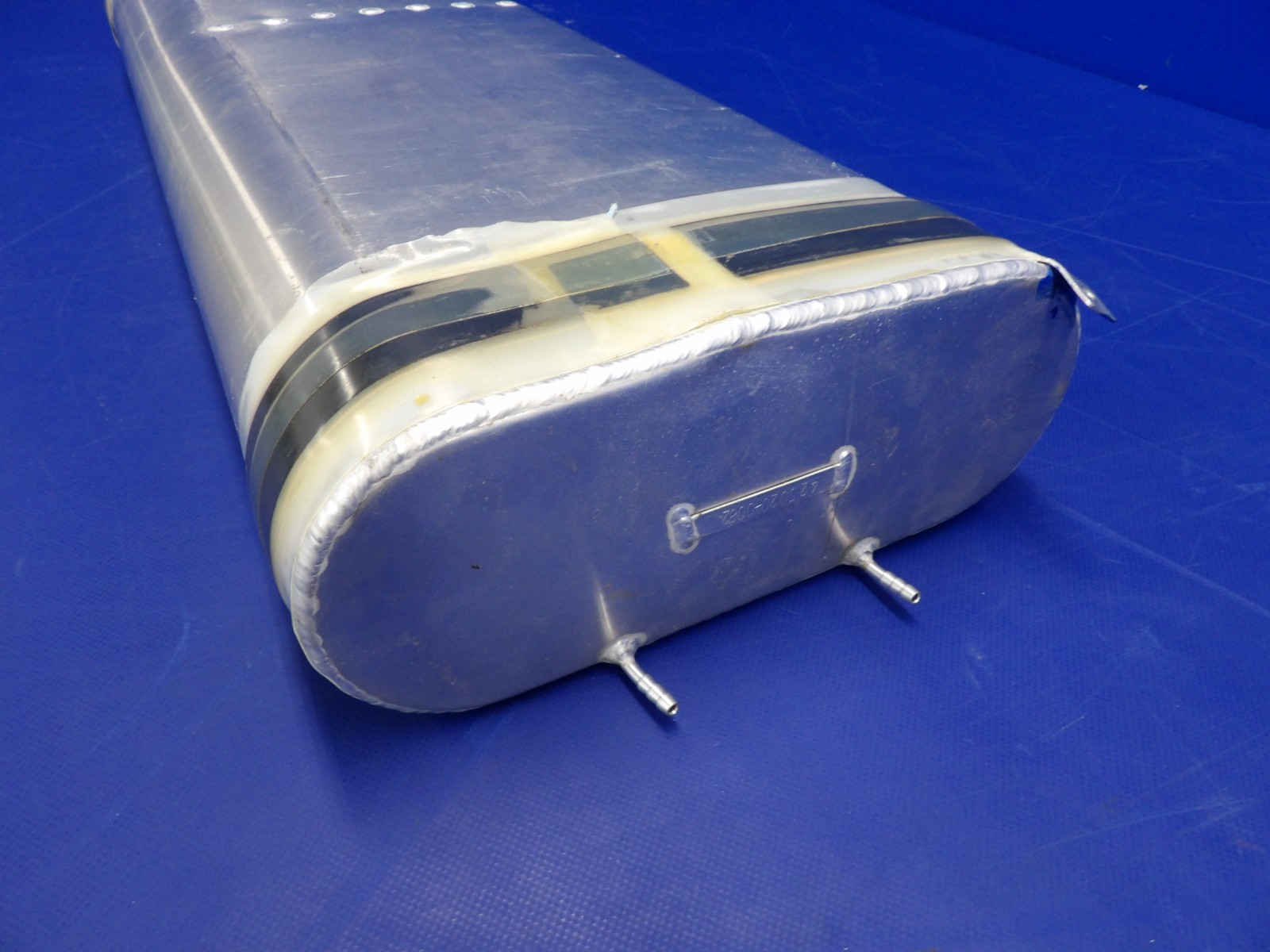 Diamond DA-40 LH/RH Outboard Auxiliary Fuel Tank P/N D41-2817-20-00 (0626-2053)