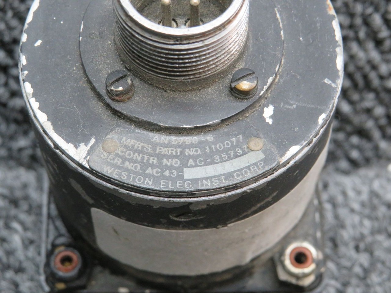 110077 (Alt: AN5790-6) Weston Temperature Indicator (-50 to 300 F)