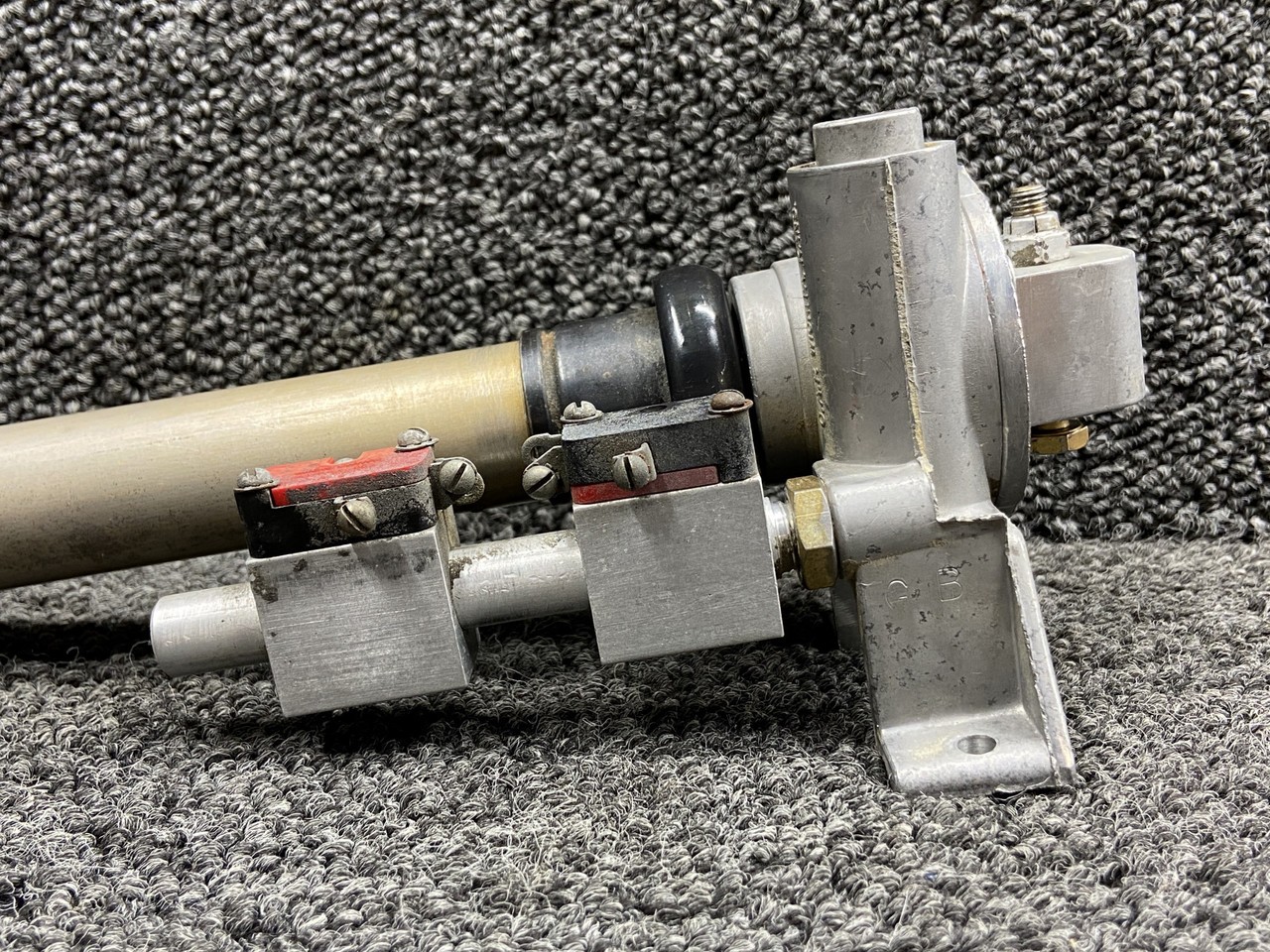 750094-009 Mooney M20K Flap Actuator Assembly (Minus Motor)