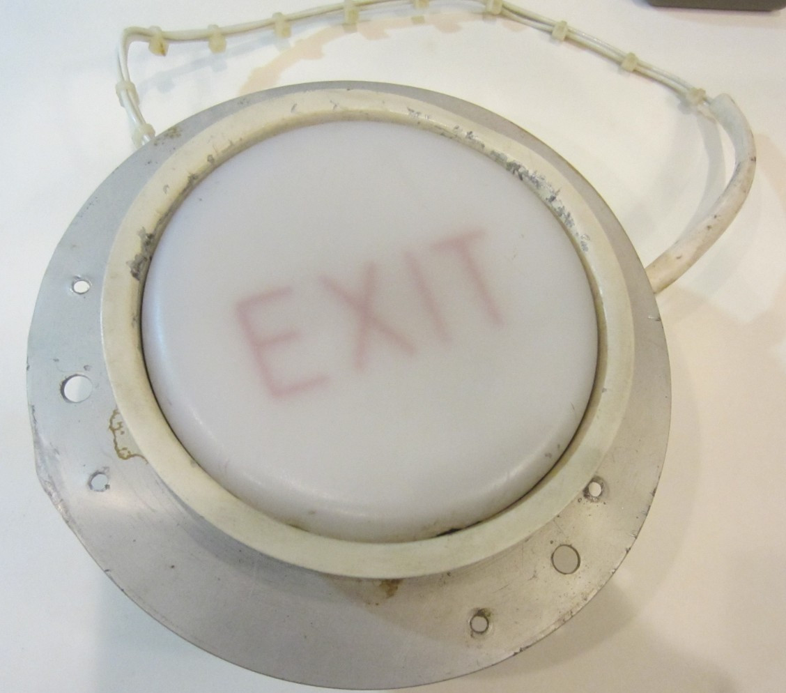 UNIQUE ROUND GRIMES AIRCRAFT EXIT LIGHT P/N 34170-1-X AS REMOVED