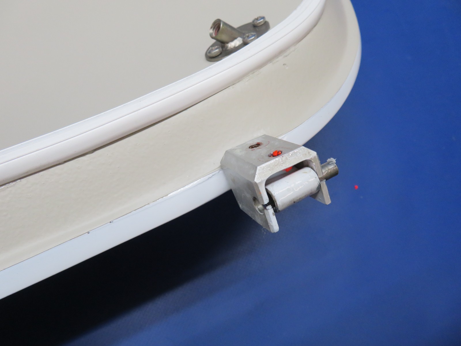 Diamond DA-40 Passenger Door P/N DA4-5221-00-00_04 NO KEY (0526-420)