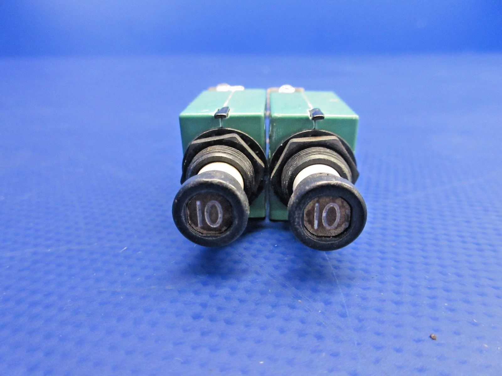 Diamond DA-40 Klixon Circuit Breaker LOT P/N MS26574-5 (0626-839)