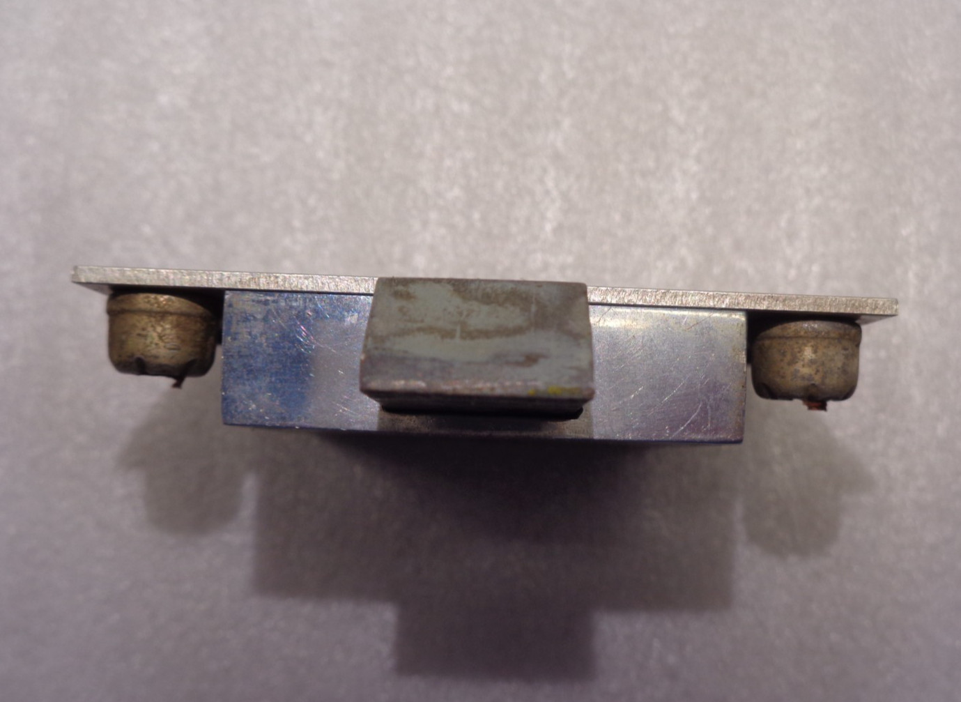 DE HAVILLAND DHC-2 BEAVER REAR DOOR LATCH ASSY C2FS4283AND