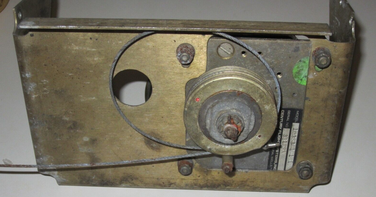 Century Systems Auto Pilot Roll Servo 1C363-1161R Piper Seneca Removal