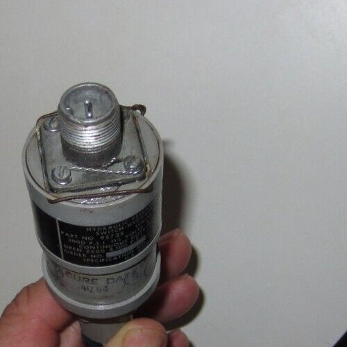 HYDRAULIC PRESSURE SWITCH P/N 95735 HYDRAULIC RESEARCH COMPNY NA5-8570