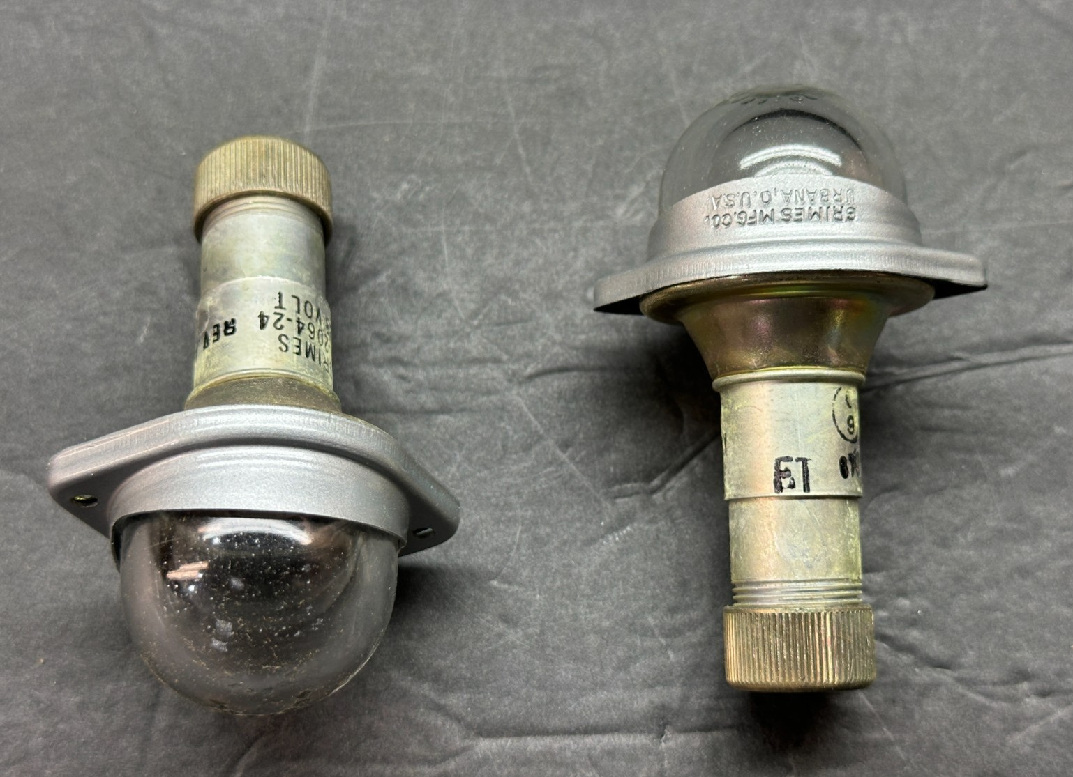 Grimes Model S Tail Light Assembly Lot of 2 Clear P/N A-2064-24 SA A2064-24 New
