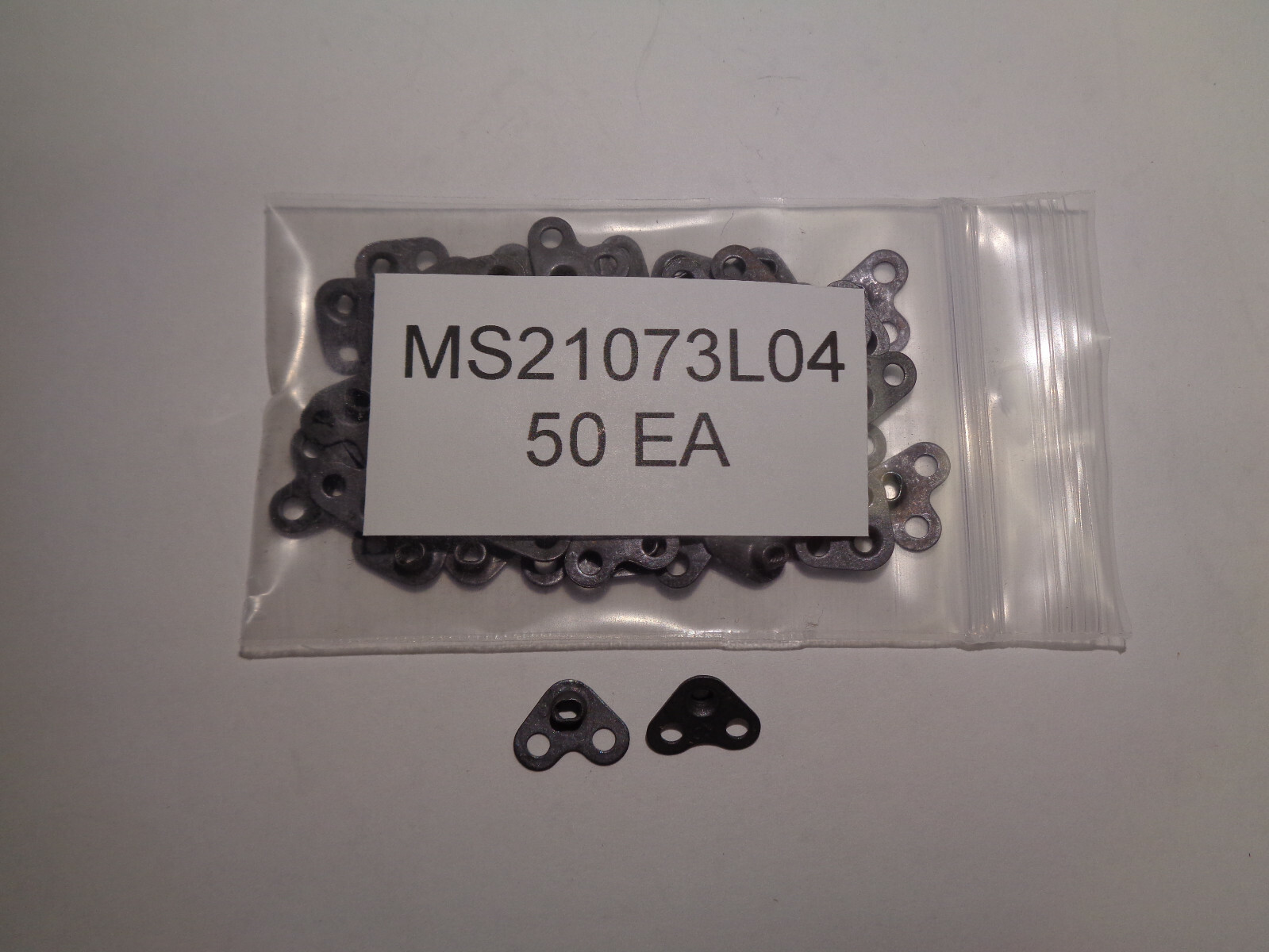 AIRCRAFT NUT PLATES MS21073L04 SA BACN10JP04C SET OF 50 EACH NEW