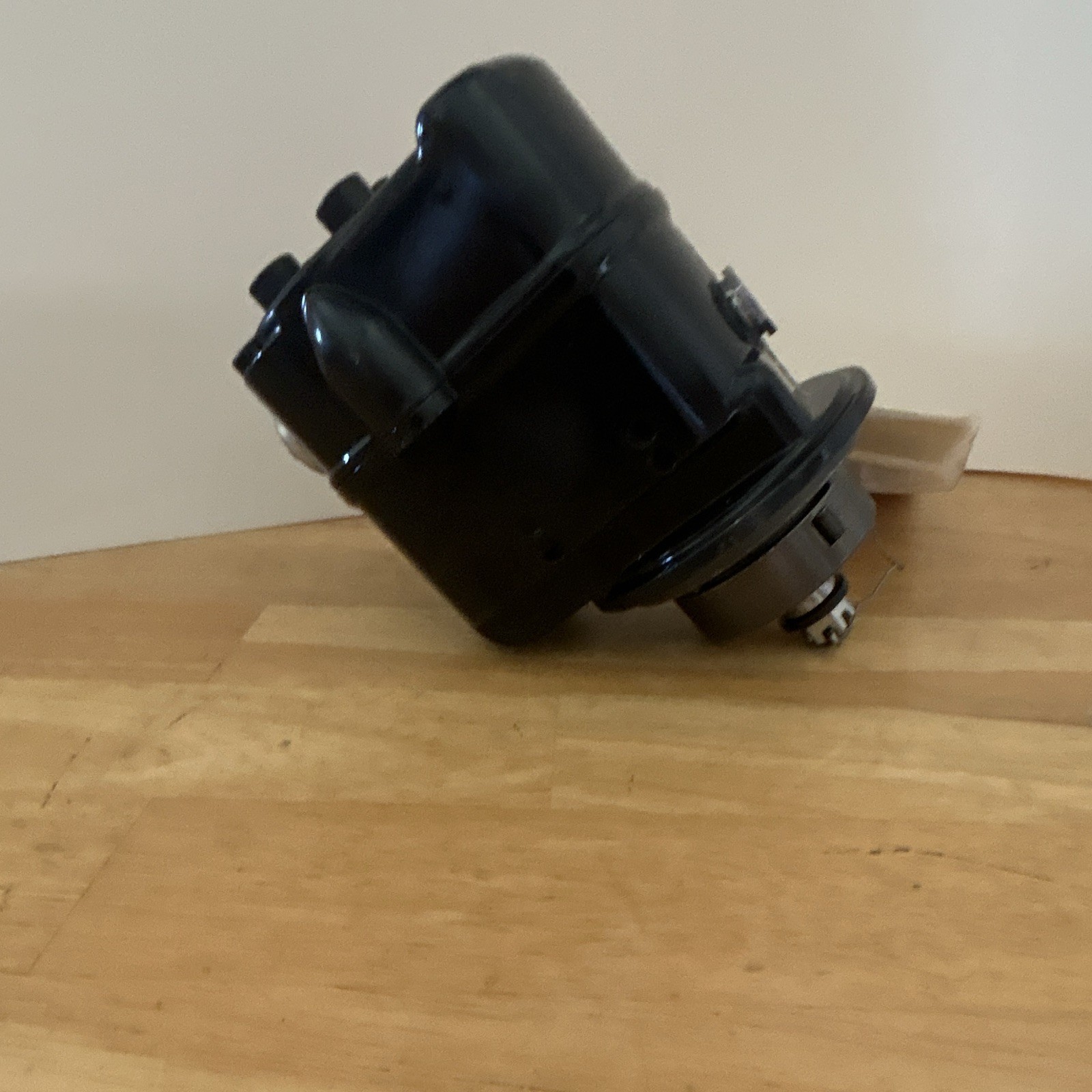 SLICK Aircraft Engine Magneto Model Number 4201R with Yellow Tag