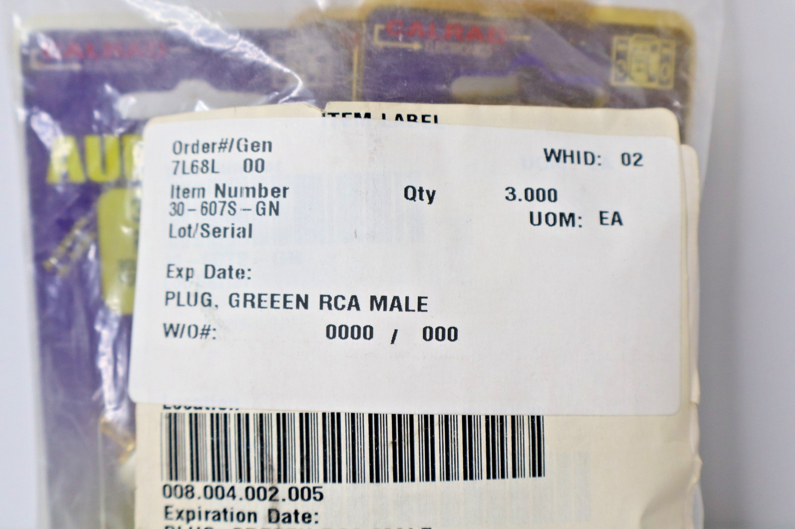 Calrad Electronics 30-607S-GN RCA Locking Plug – 3 Available