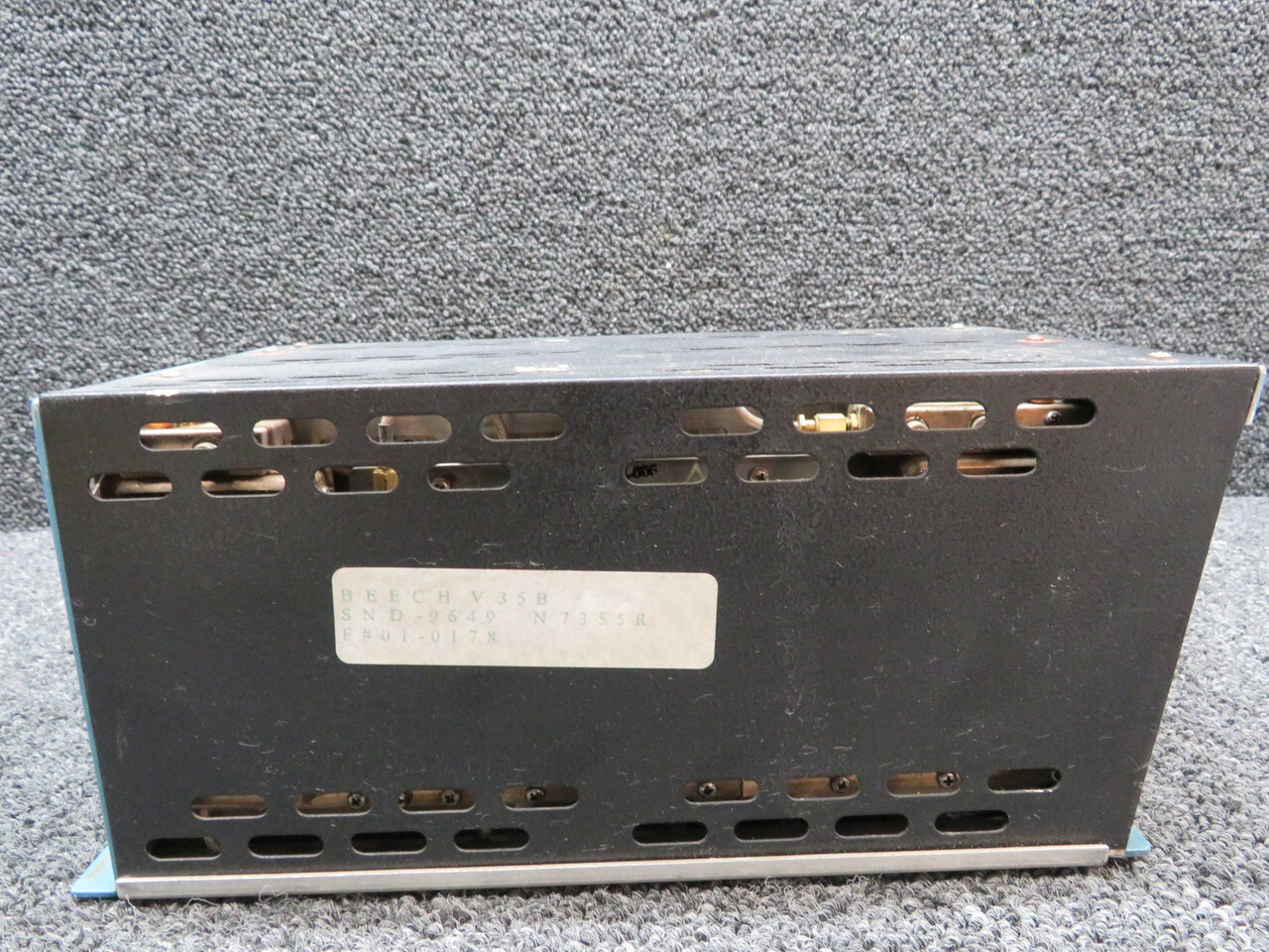 066-1029-00-01 King Radio KN-65 DME Unit (Volts: 14 or 28)