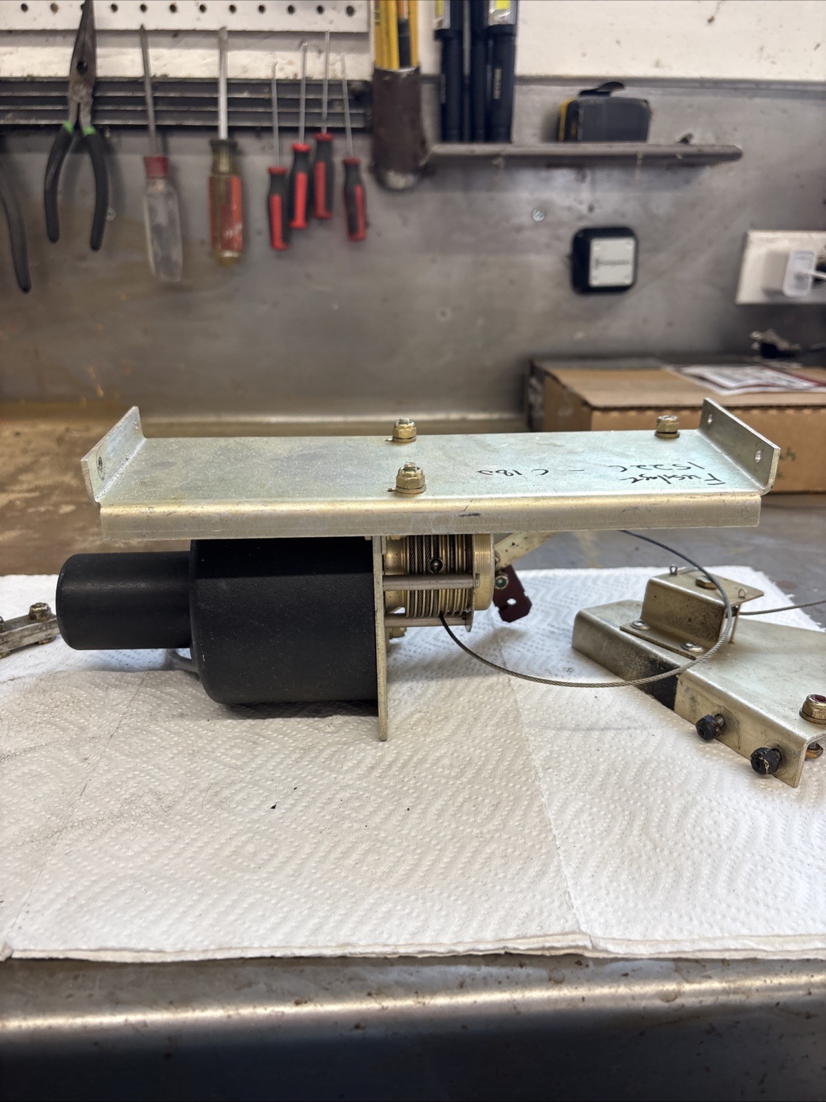 S-TEC Corporation Autopilot Servo With Bracket