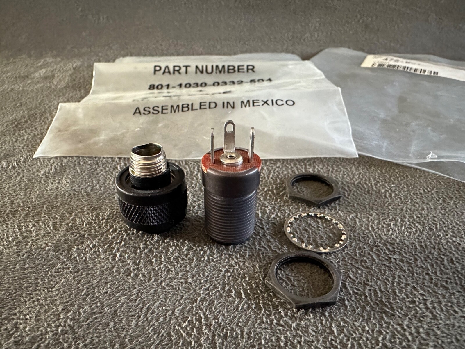 Piper Dialight Press To Test Indicator Light 472-901 (801-1030-0332-504), New
