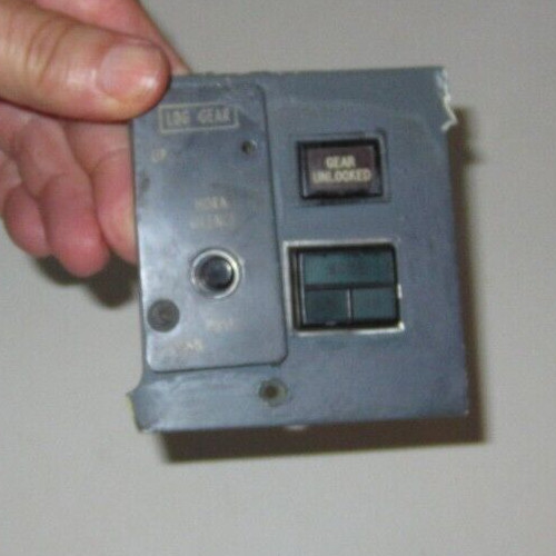 AIRCRAFT PART COCKPIT PART LANDING GEAR HORN BUTTON UNKNOWN JET AIRCRAFT